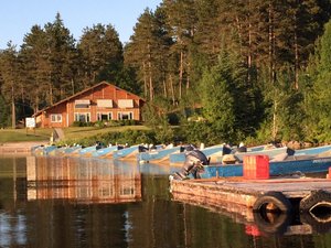 Watson's Pine Portage Lodge in Wawa