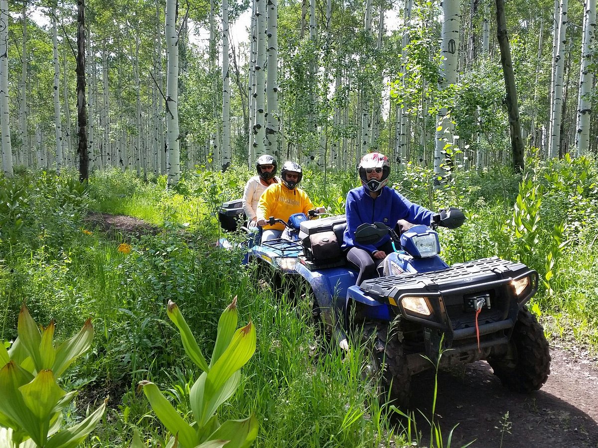 Pontoon Boats - Altitude Outdoor Adventures - Grand Mesa, CO