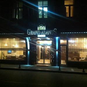 Grand Adanus Hotel