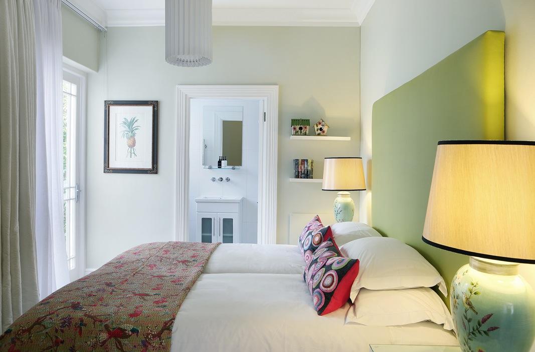 Hotel photo 1 of Blackheath Lodge.