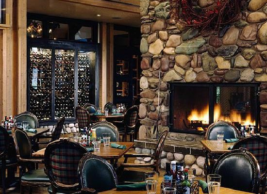 Logan's Bar & Grill