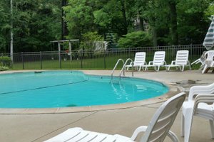 Pool & Beach