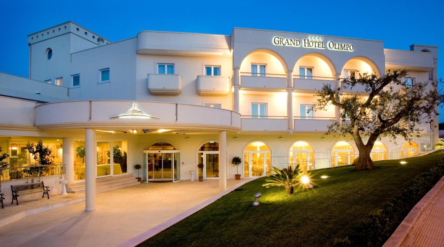 Night hotel