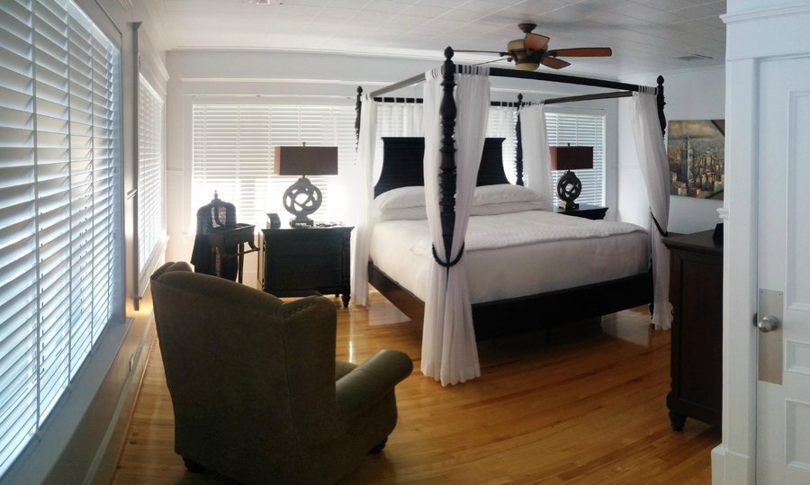 Room 1