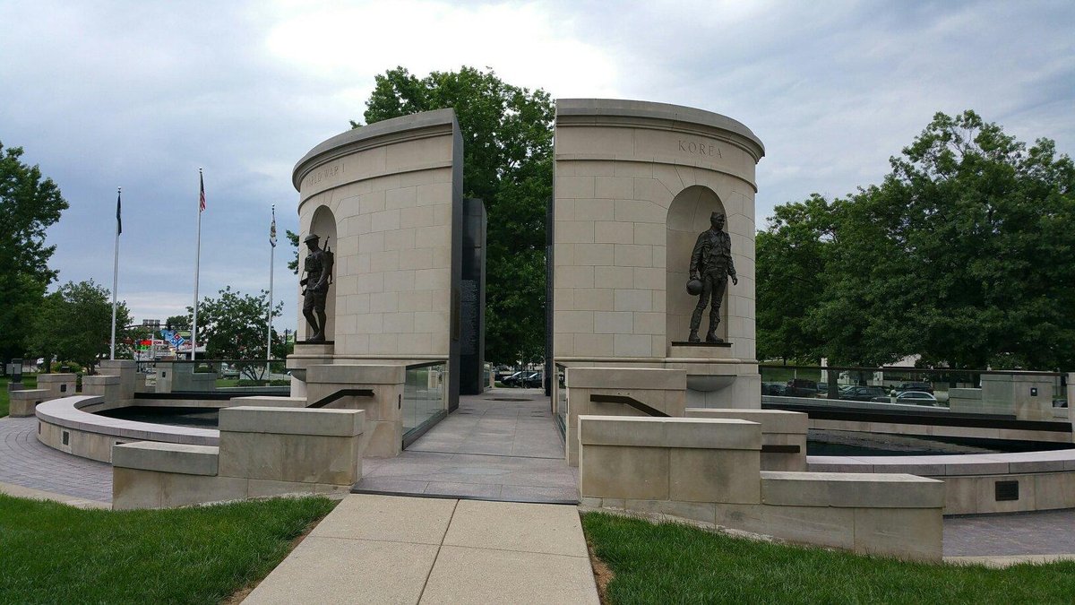 West Virginia Veterans Memorial, Charleston