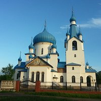 Церковь с 17-ю куполами