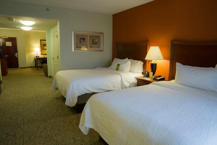 Hilton Garden Inn Fayetteville Fort Liberty - hotel rooms