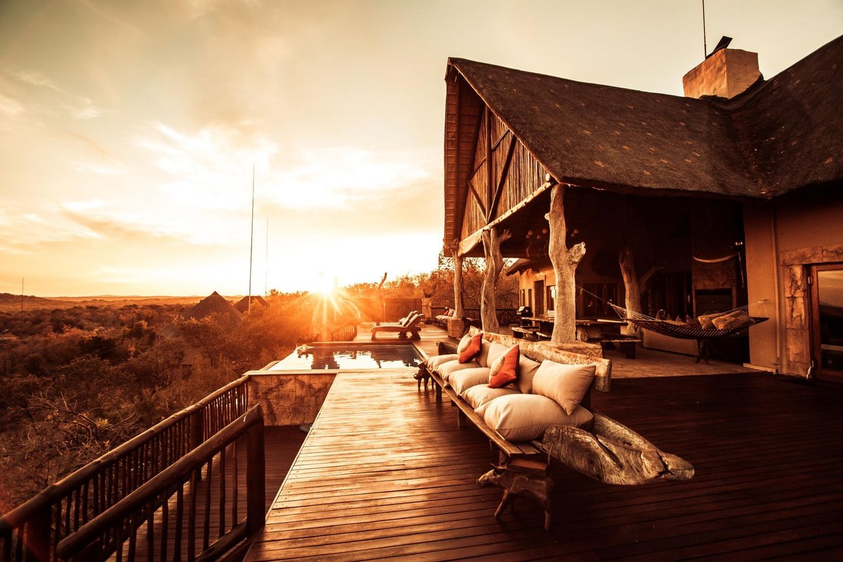 PHUMELELO LODGE $140 ($̶1̶5̶5̶) - Updated 2022 Prices & Reviews - Bela ...