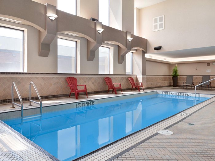 캘거리 맥클리오드 트레일 트레블로지 호텔 (Travelodge Hotel Calgary Macleod Trail) - 호텔 리뷰 ...