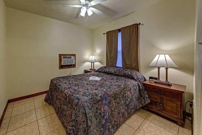 Aladdin Motel By Oyo Merritt Island Rooms: Pictures & Reviews - Tripadvisor