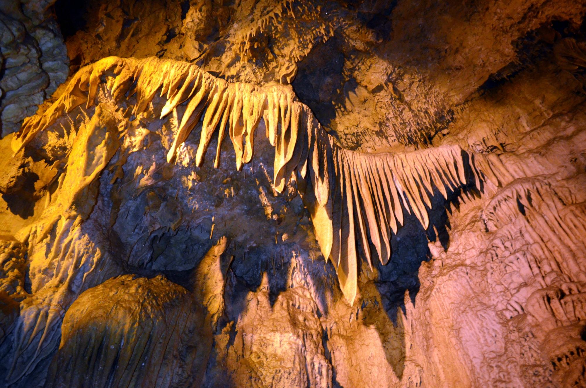 Crystal Cave Sequoia And Kings Canyon National Park All You Need To   Crystal Cave 