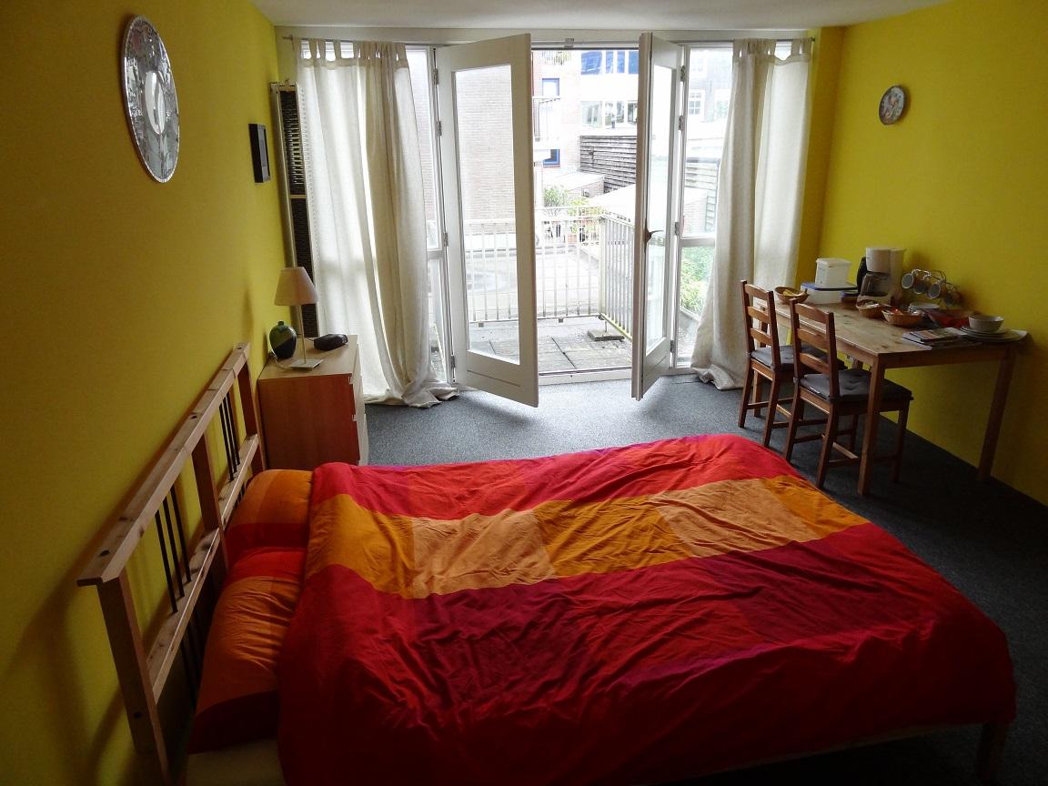 SLEEP AT AMY'S - B&B Reviews (Amsterdam, The Netherlands)