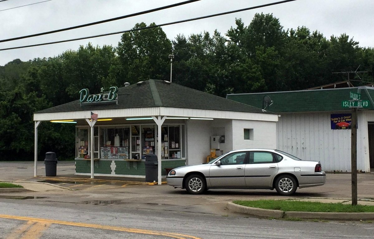 DARI B DRIVE IN, Excelsior Springs - Restaurant Reviews, Photos & Phone ...