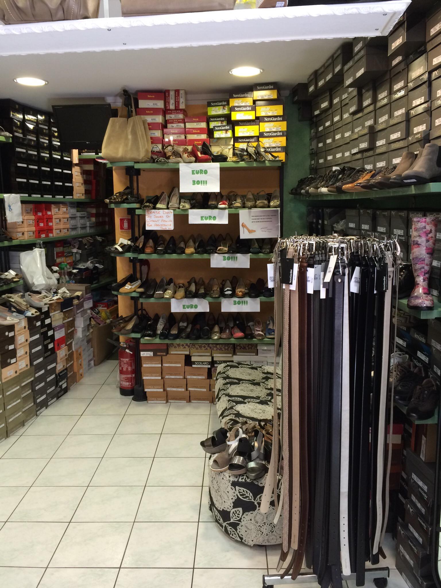 Negozio scarpe outlet orio