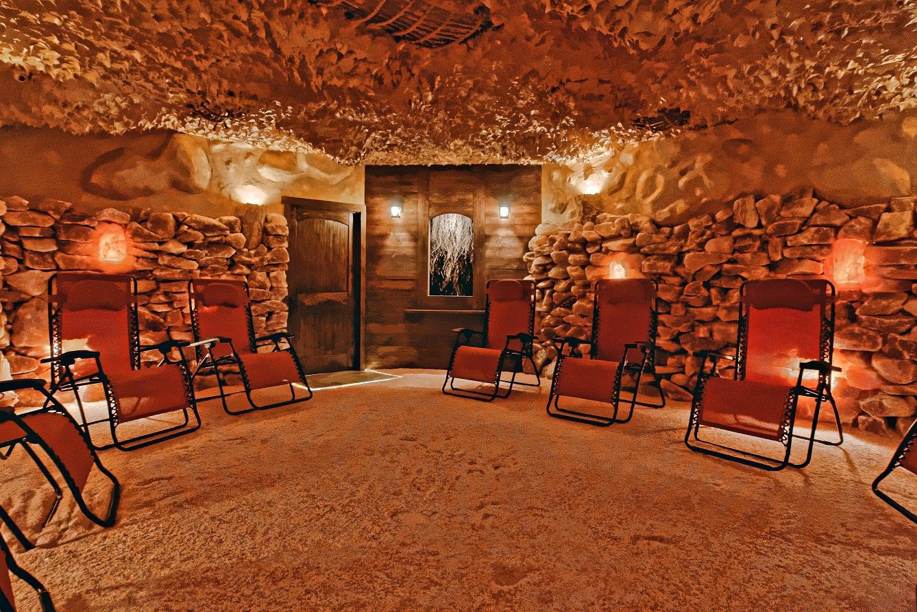 Himalayan salt cave hotsell