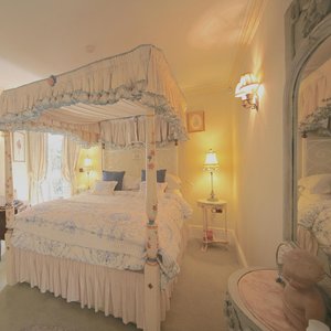 Sophia Room
