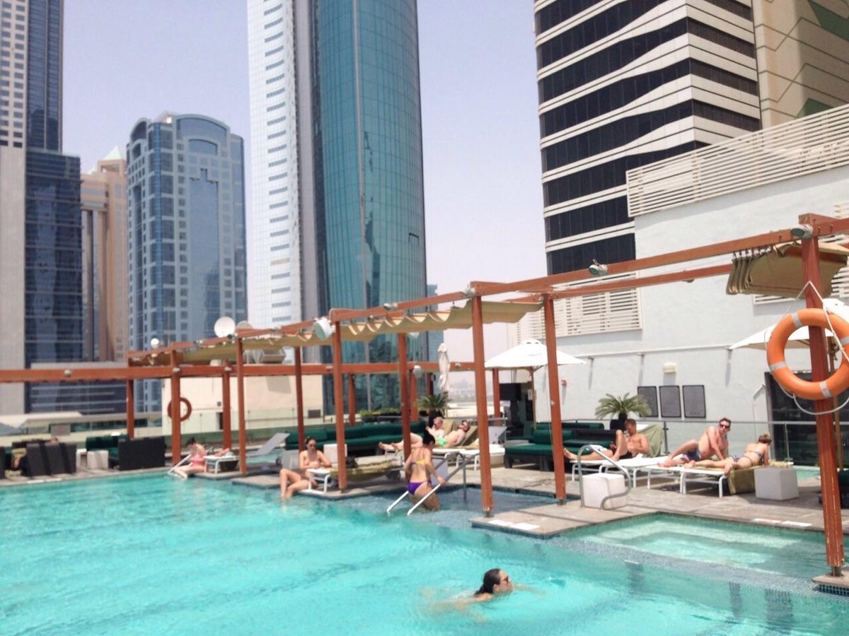 Nassima Tower Hotel Apartments Pool: Pictures & Reviews - Tripadvisor