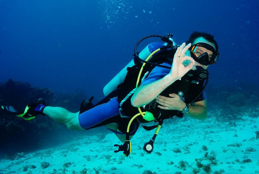 cancun diving school