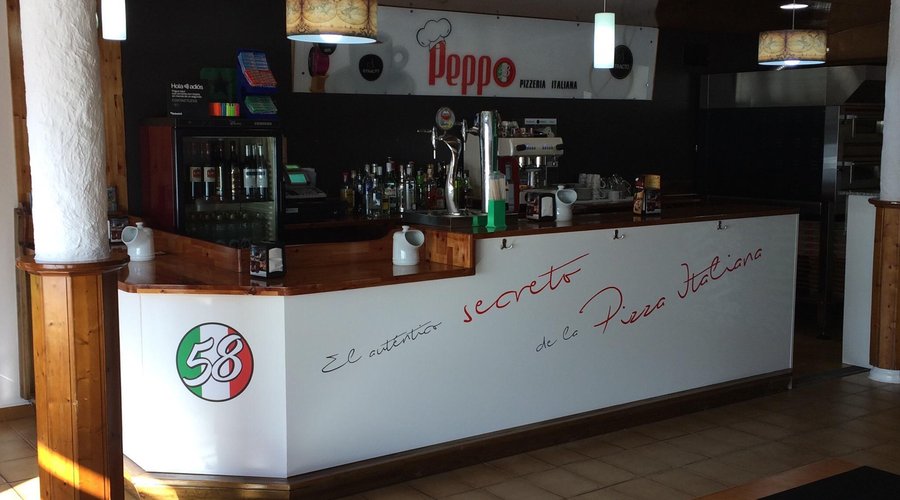 Interior pizzeria peppo 58