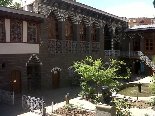 Diyarbakir Helena B review images