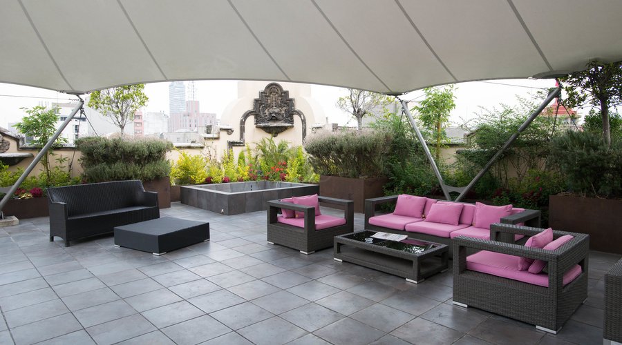 Terrace at the Hampton Inn & Suites Mexico City - Centro Historico