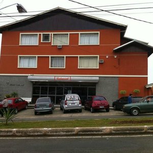 Fachada do Hotel Colonial