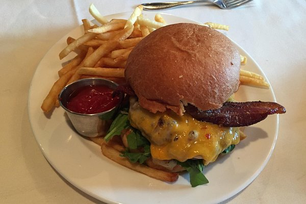 takeout burger and chips - Picture of Bebe Zito, Minneapolis - Tripadvisor
