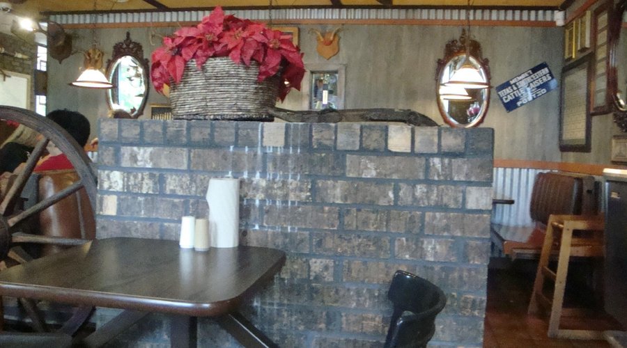 Uncle Mutt's Bar-B-Q