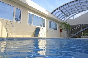 Piscina y playa
