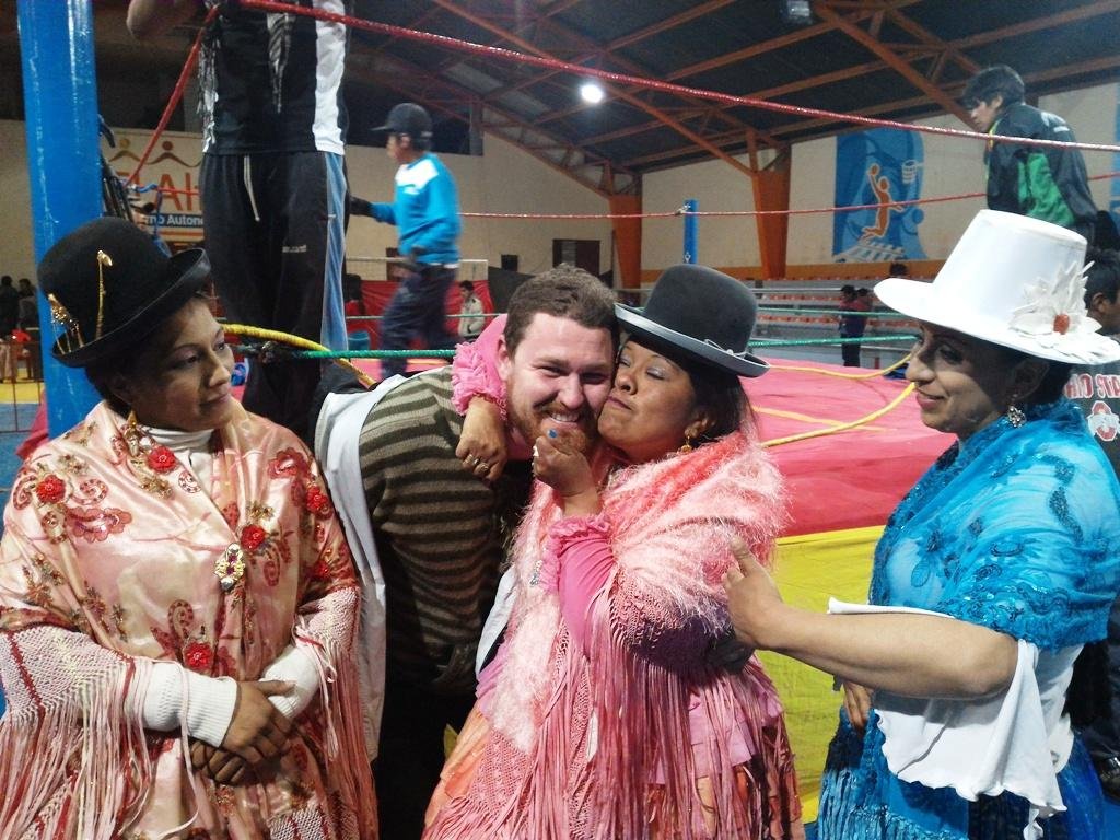 Cholitas wrestling: a luta livre das cholas em La Paz