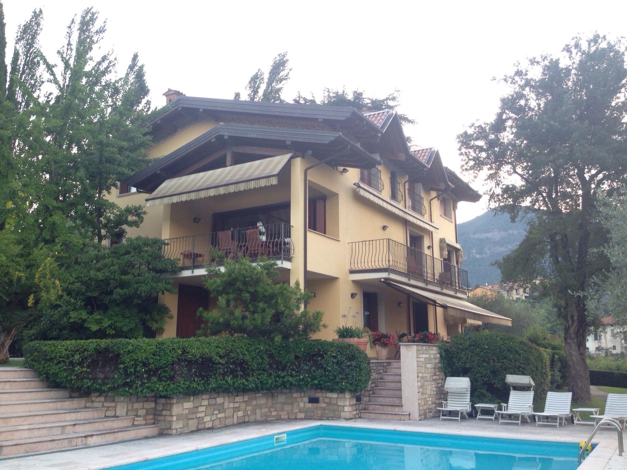 VILLA MIMOSA - B&B Reviews (Roe Volciano, Italy)