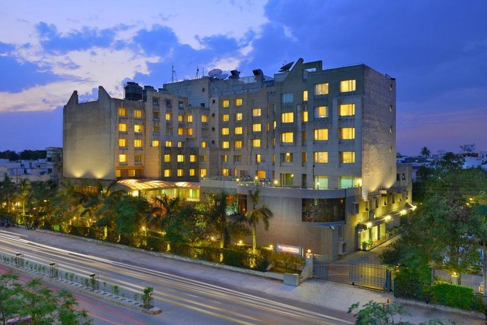 VIVANTA VADODARA (Gujarat) - Hotel Reviews, Photos, Rate Comparison ...