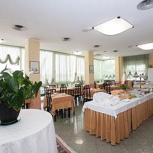 Breakfast Area at the Hotel Plaza