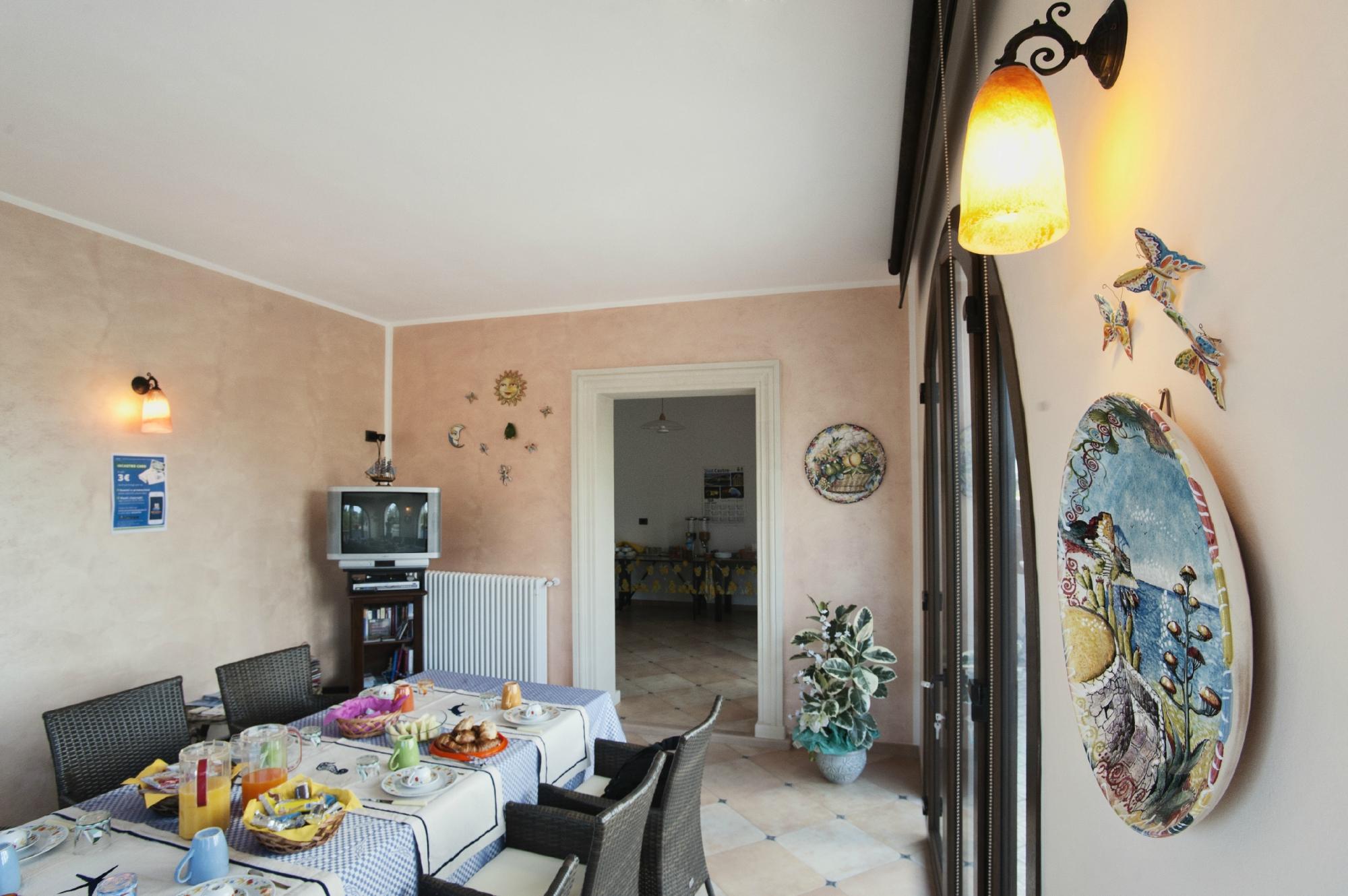 BREZZA DI MARE B&B (Vignacastrisi, Provincia Di Lecce): Prezzi 2022 E ...