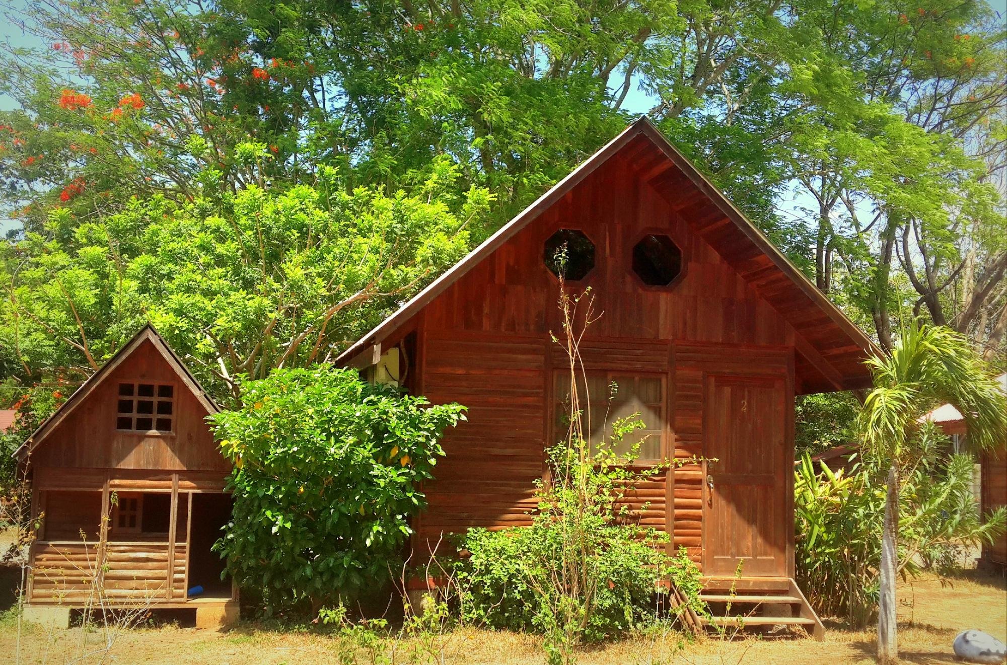Hotel Cabañas La Teca by null
