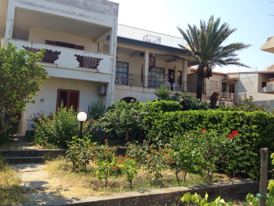 Villa Dora B B 59 7 7 Prices Reviews Capo D Orlando Italy Tripadvisor