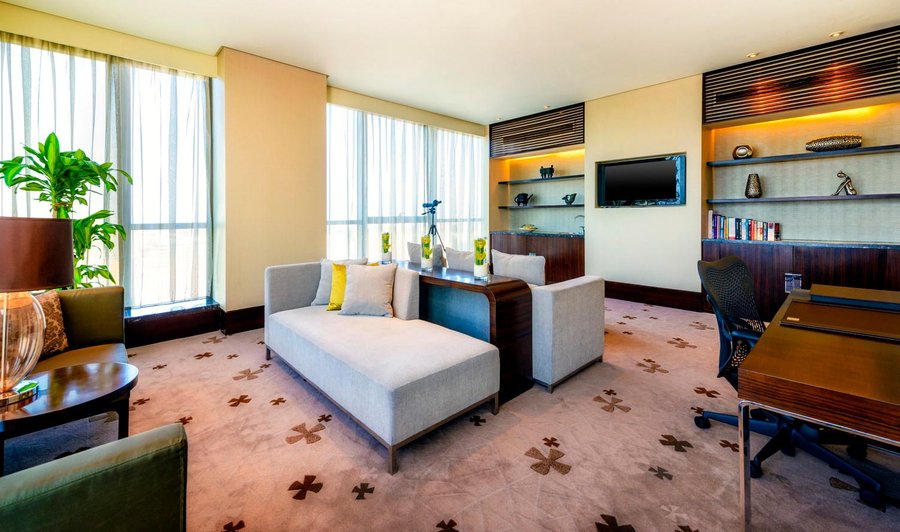 Executive Diplomatic Suite