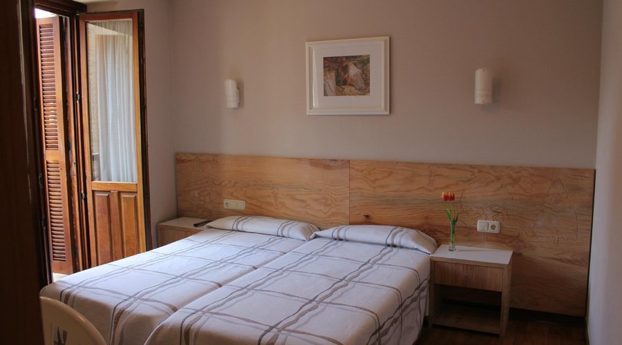 Habitación doble con dos camas