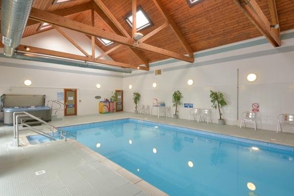 Melfort Village Pool: Pictures & Reviews - Tripadvisor