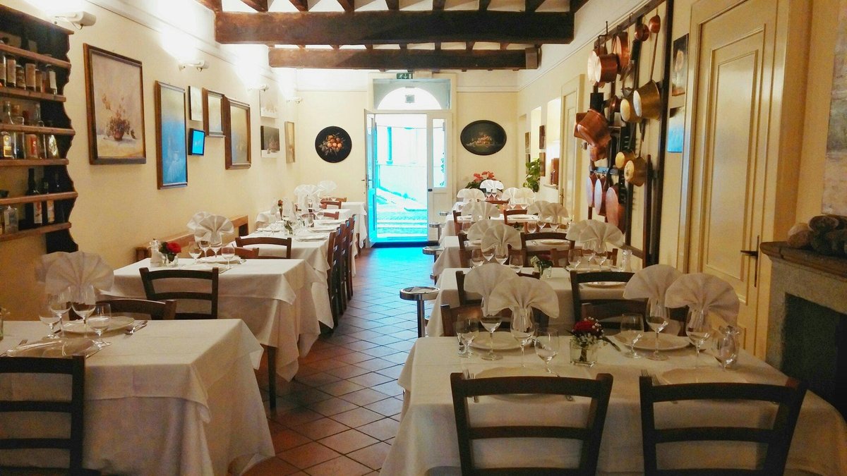 GIOVI'S CAFFE', Piacenza - Restaurant Reviews, Photos & Phone Number -  Tripadvisor