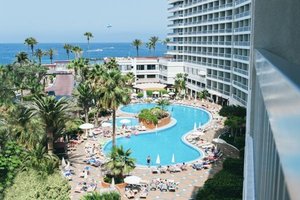 Piscina e praia