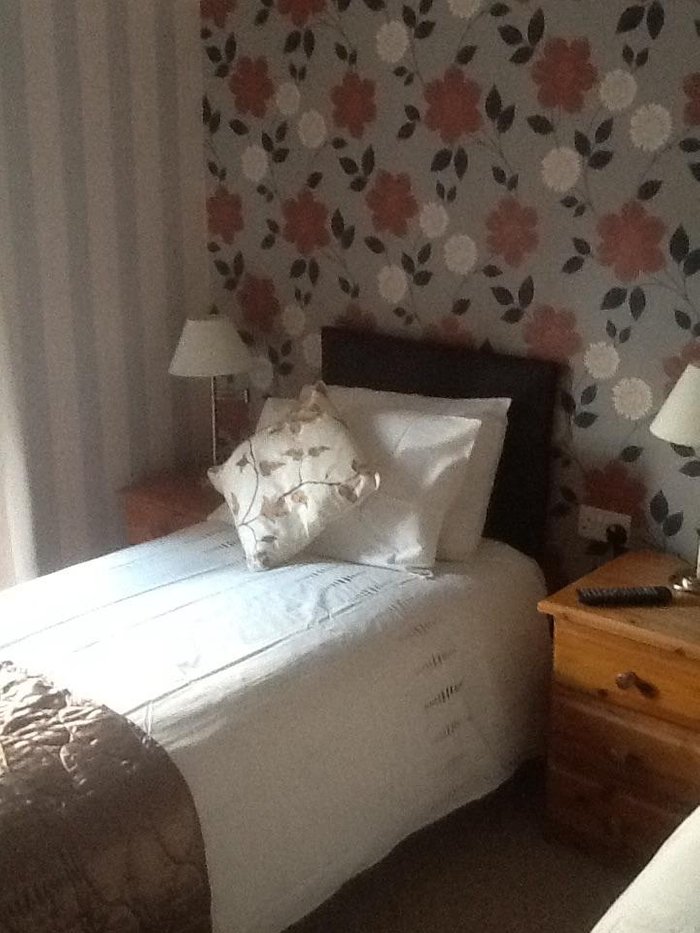 THE HUB @ ABERCRAVE - Updated 2024 Prices & B&B Reviews (Swansea, Wales)