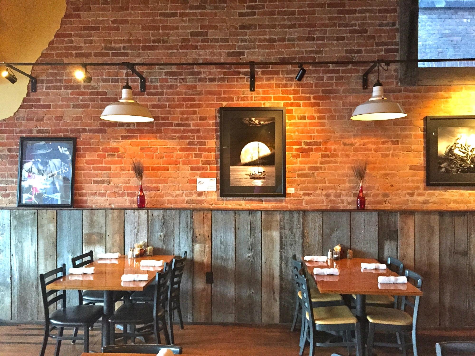 BAXTERS ON CEDAR, Sandpoint - Restaurant Reviews, Photos & Phone Number ...