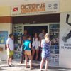 Octopus Diving ... o
