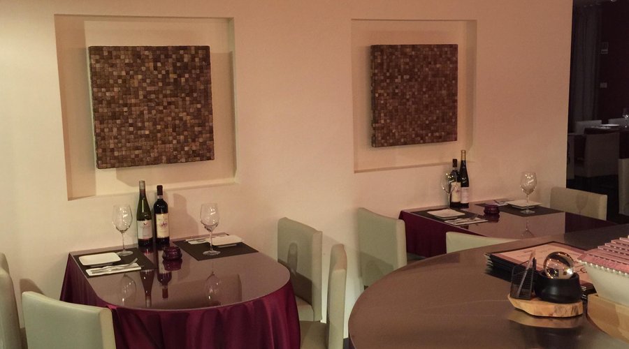 Merlot Cafe & Bistro