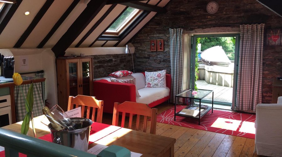 Hi guys & gals just back from cottages for couples, second visit...One word amazing! Nice quite 