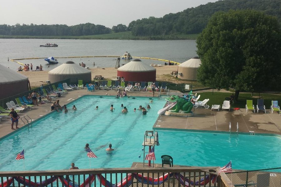 CRYSTAL LAKE RV RESORT: Reviews (Lodi, WI) - Photos of Campground ...