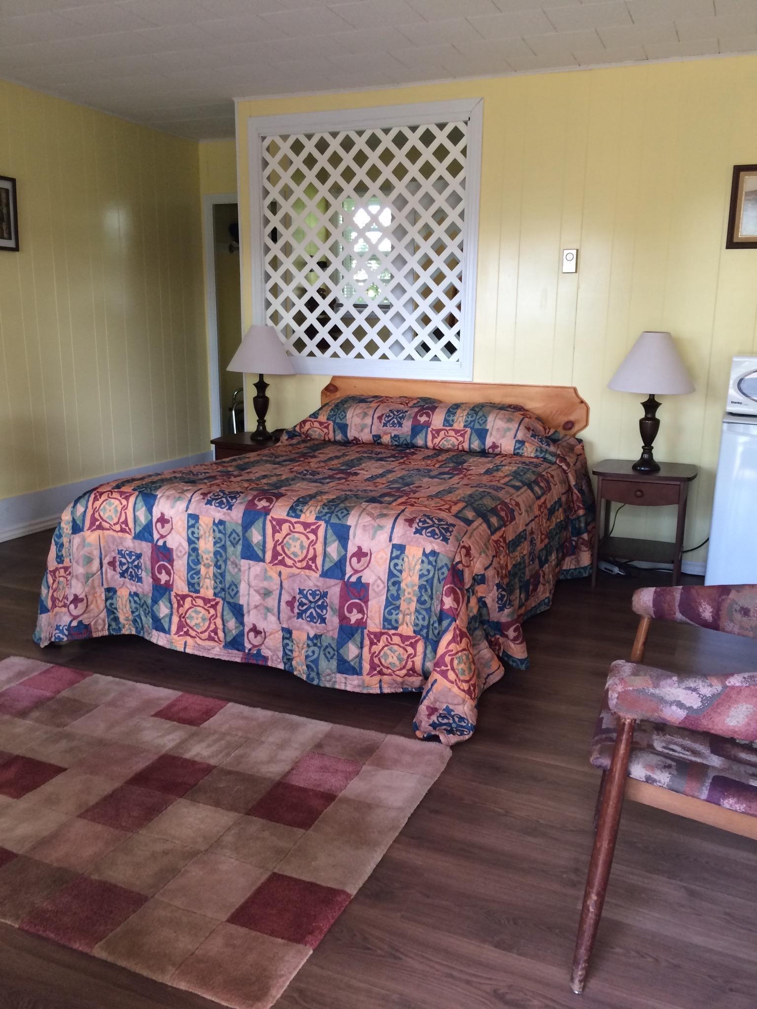 LAKELAWN B&B MOTEL $115 ($̶1̶2̶8̶) - Updated 2022 Prices & Reviews ...