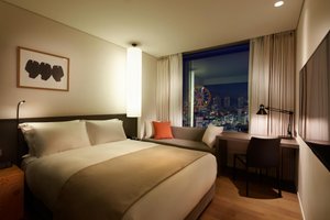 Room & Suite