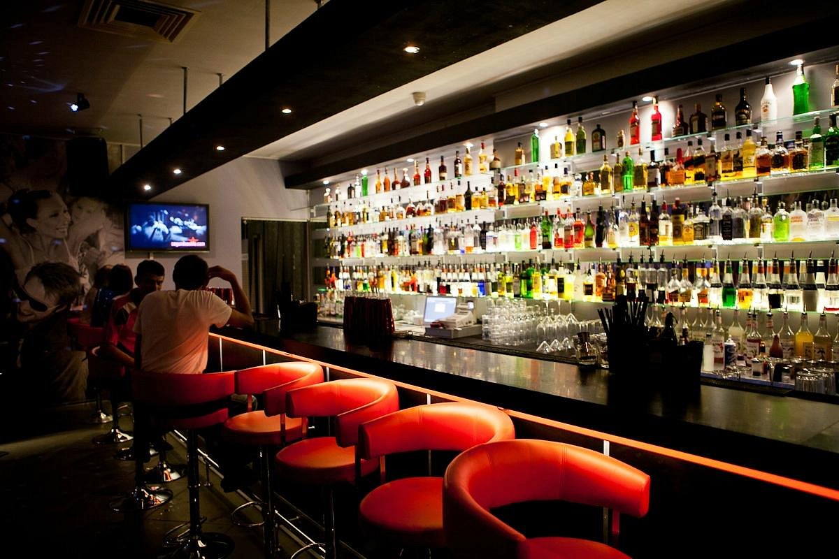 Daiquiri bar, bar, pub, Saint Petersburg, Bolshaya Konyushennaya Street, 1 - Yan